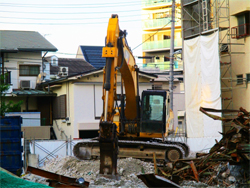 地主の自力救済についてのサムネイルイメージ